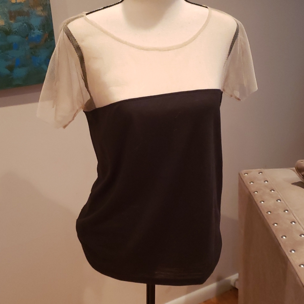 Hi Line nude mesh top